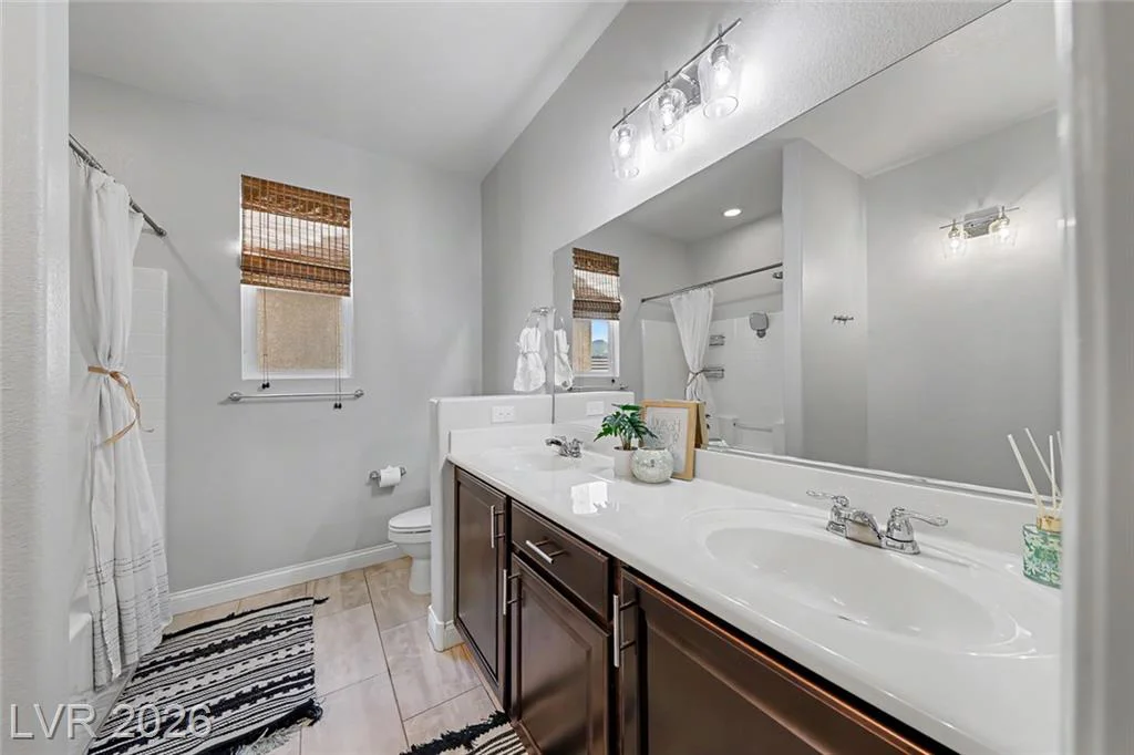 10432 Doman, Las Vegas, NV 89166