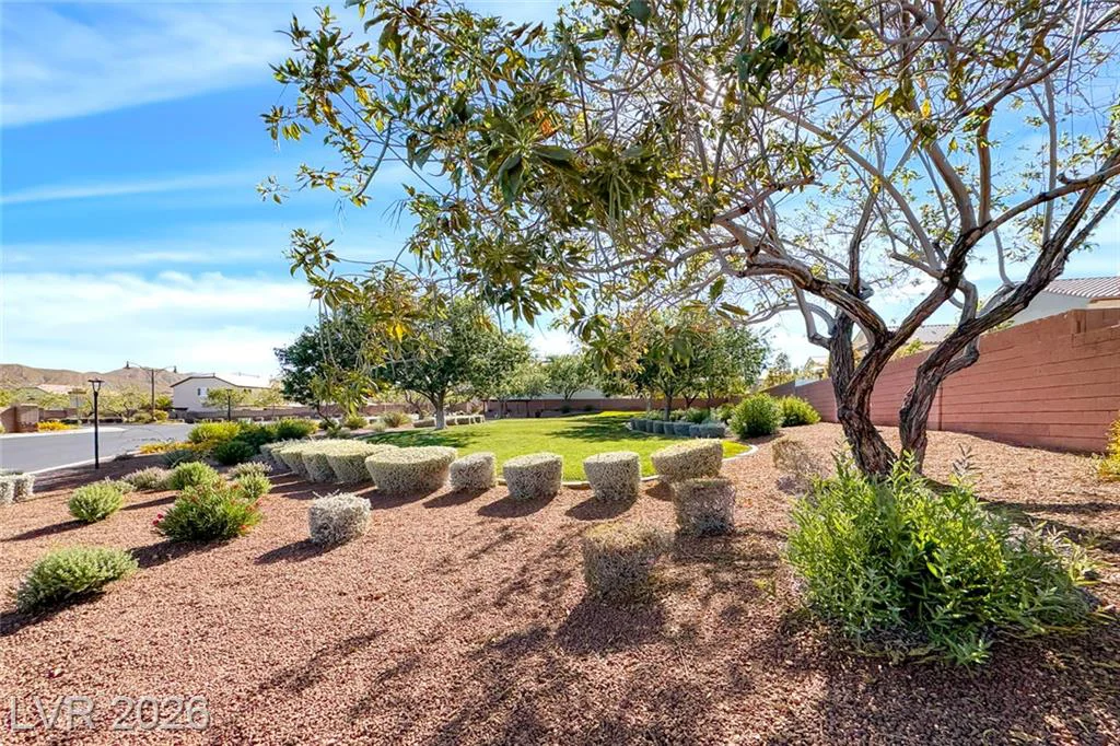 10432 Doman, Las Vegas, NV 89166
