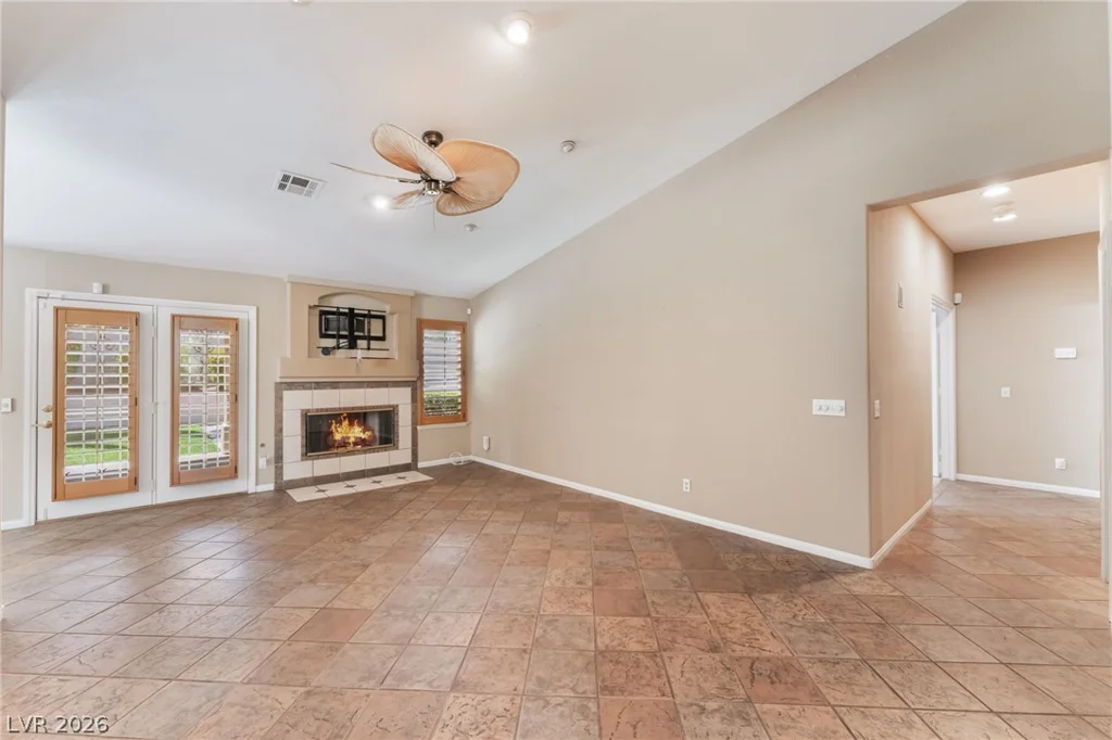 2117 White Falls, Las Vegas, NV 89128