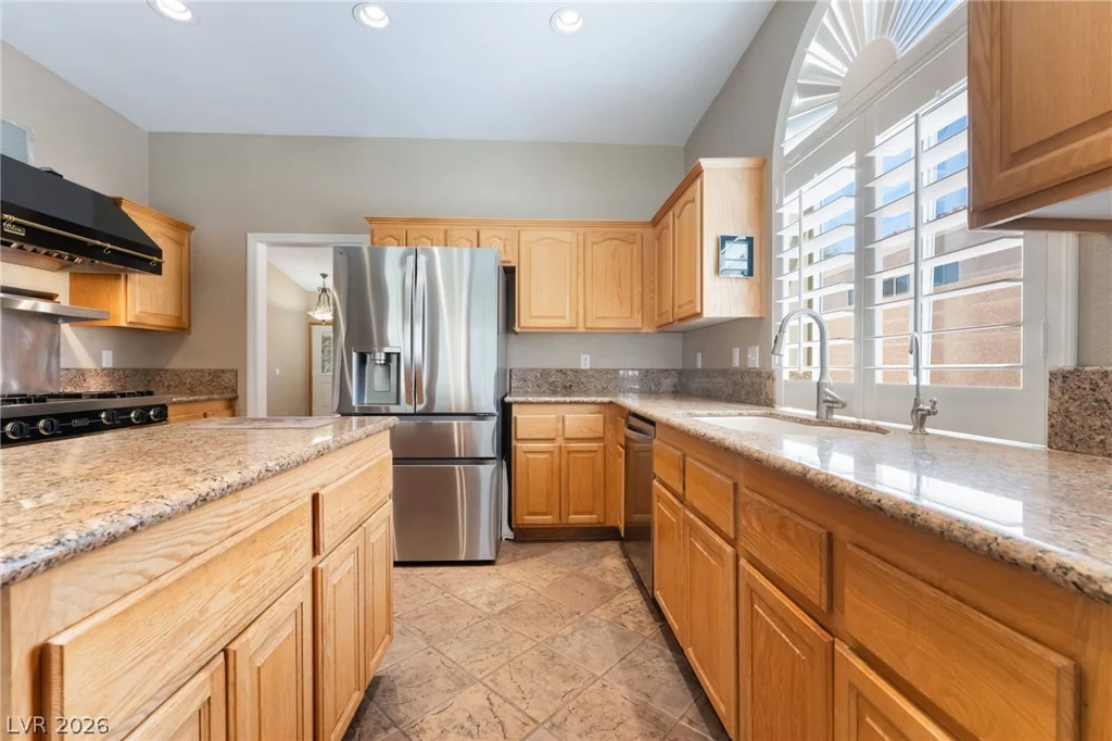 2117 White Falls, Las Vegas, NV 89128