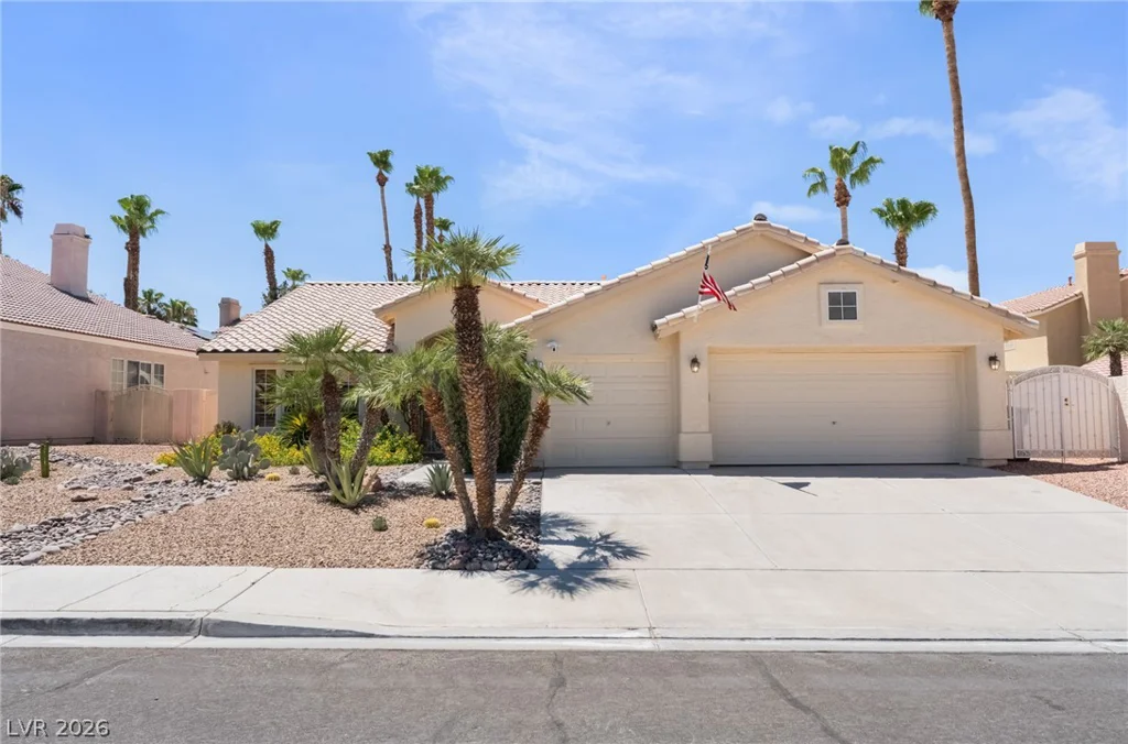 2117 White Falls, Las Vegas, NV 89128