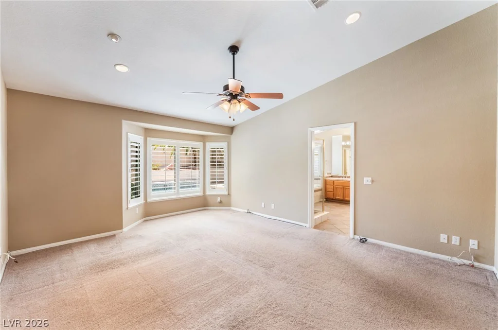 2117 White Falls, Las Vegas, NV 89128