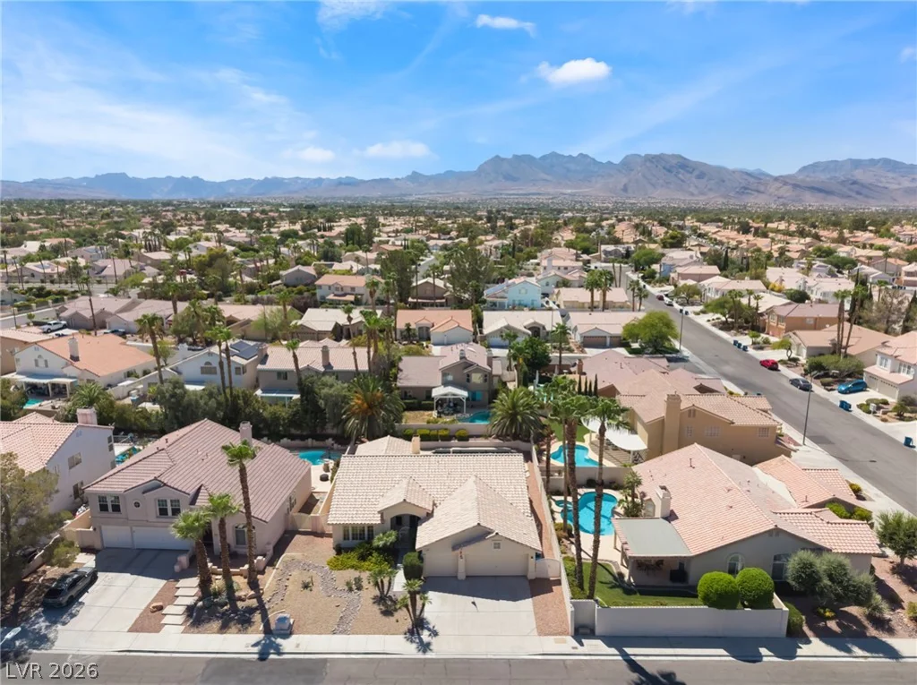 2117 White Falls, Las Vegas, NV 89128