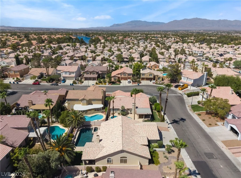 2117 White Falls, Las Vegas, NV 89128