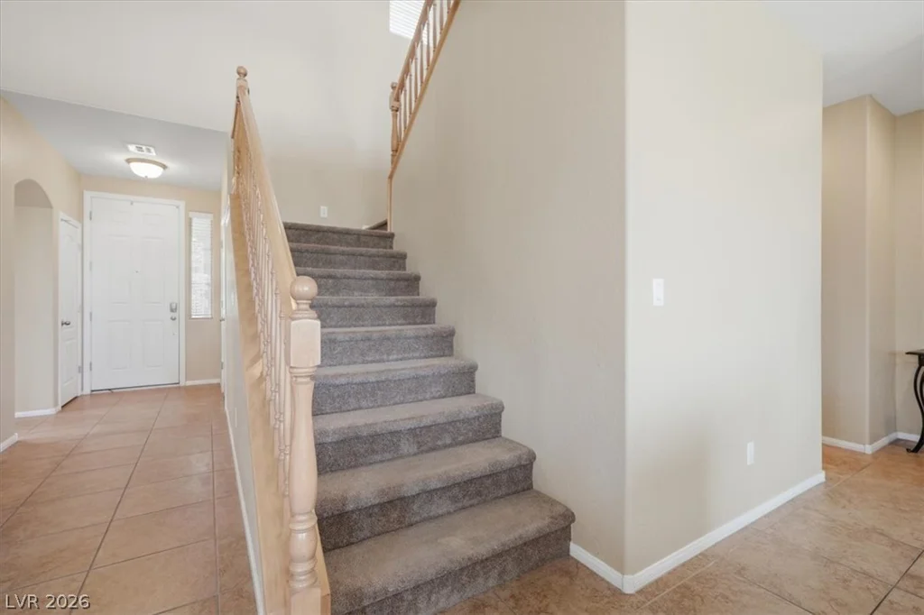 7318 Puckershire, Las Vegas, NV 89166