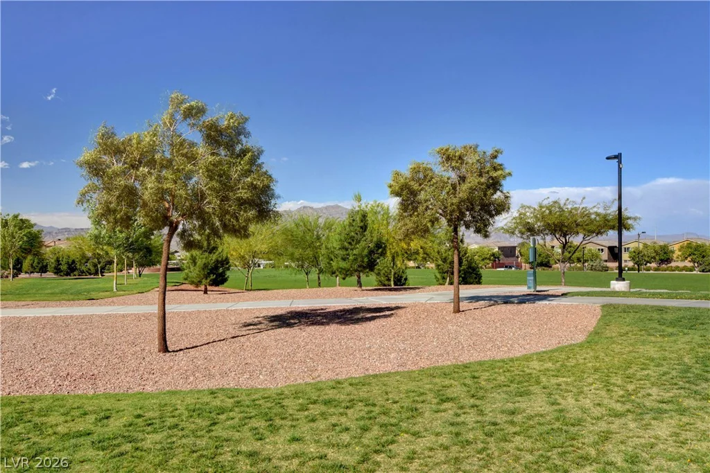 7318 Puckershire, Las Vegas, NV 89166