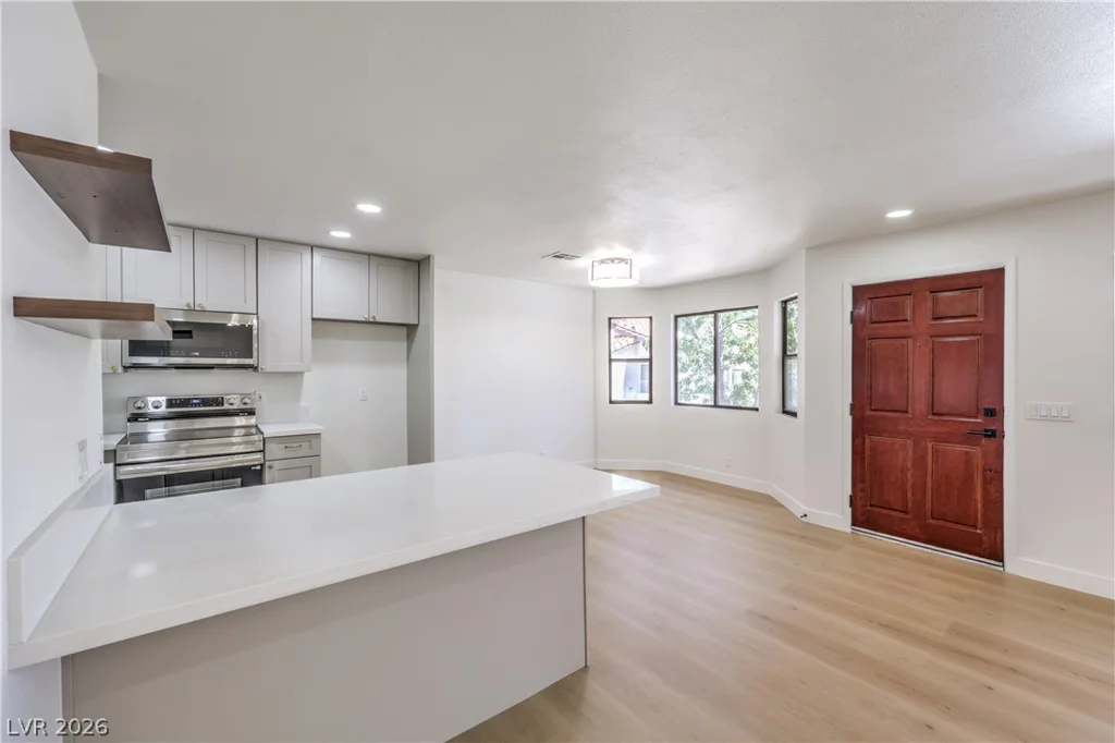 2717 Otter Creek, Las Vegas, NV 89117