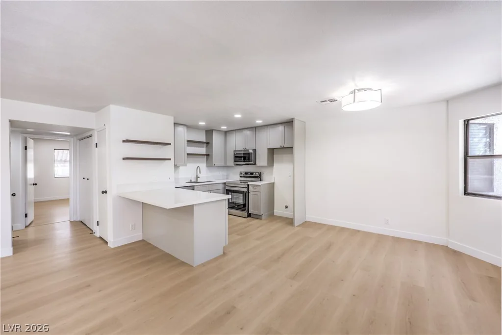 2717 Otter Creek, Las Vegas, NV 89117