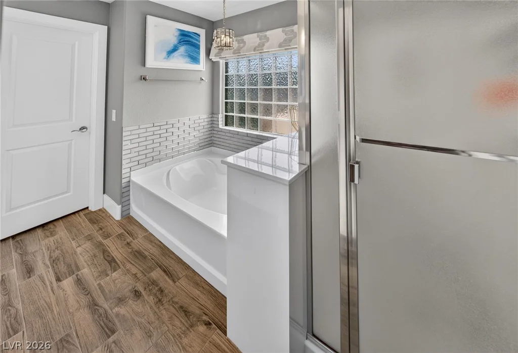2413 Cockatiel, North Las Vegas, NV 89084