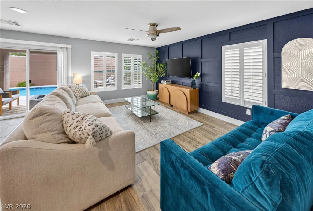 2413 Cockatiel, North Las Vegas, NV 89084