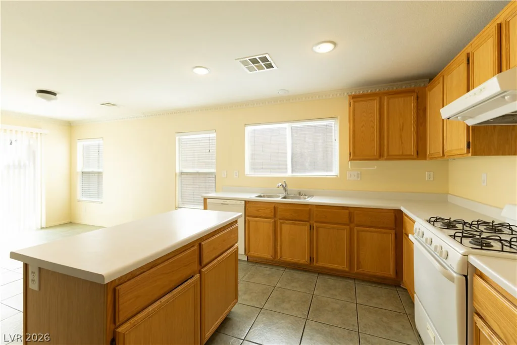 8941 First Lady, Las Vegas, NV 89148