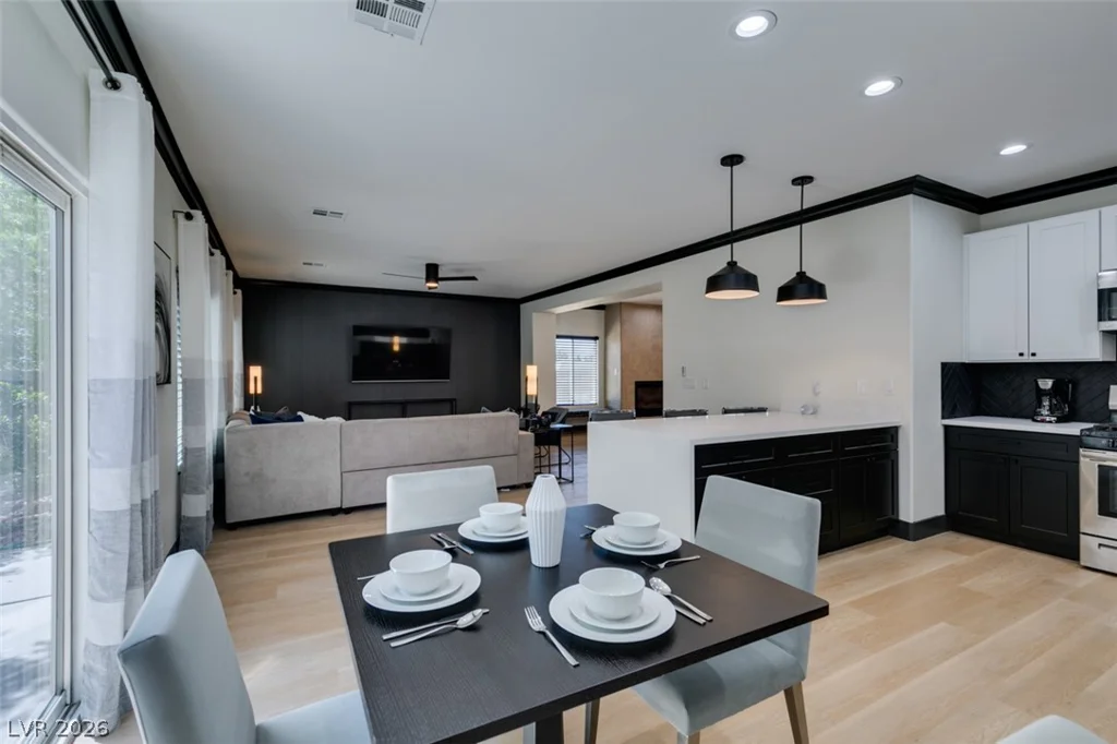 3103 Strawberry Park, Las Vegas, NV 89120