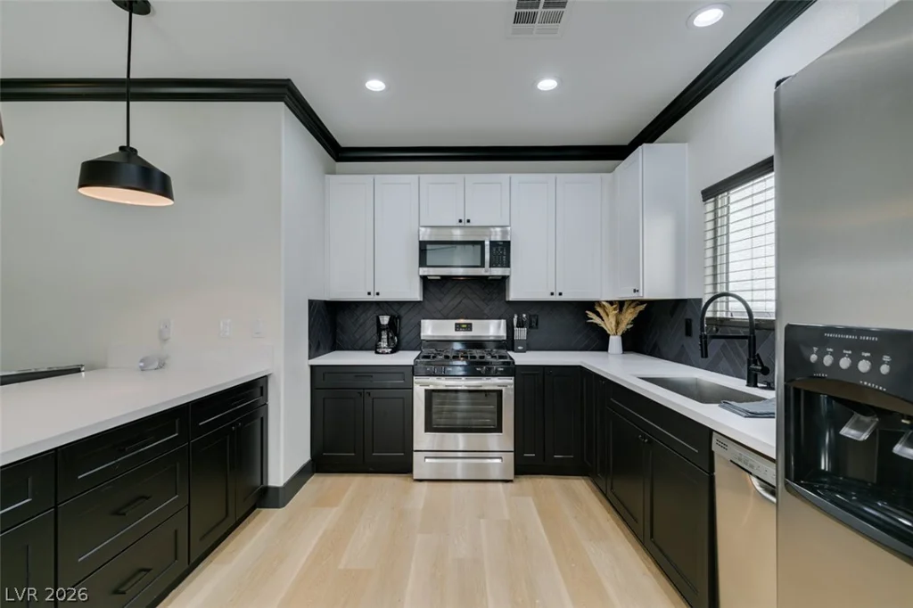 3103 Strawberry Park, Las Vegas, NV 89120