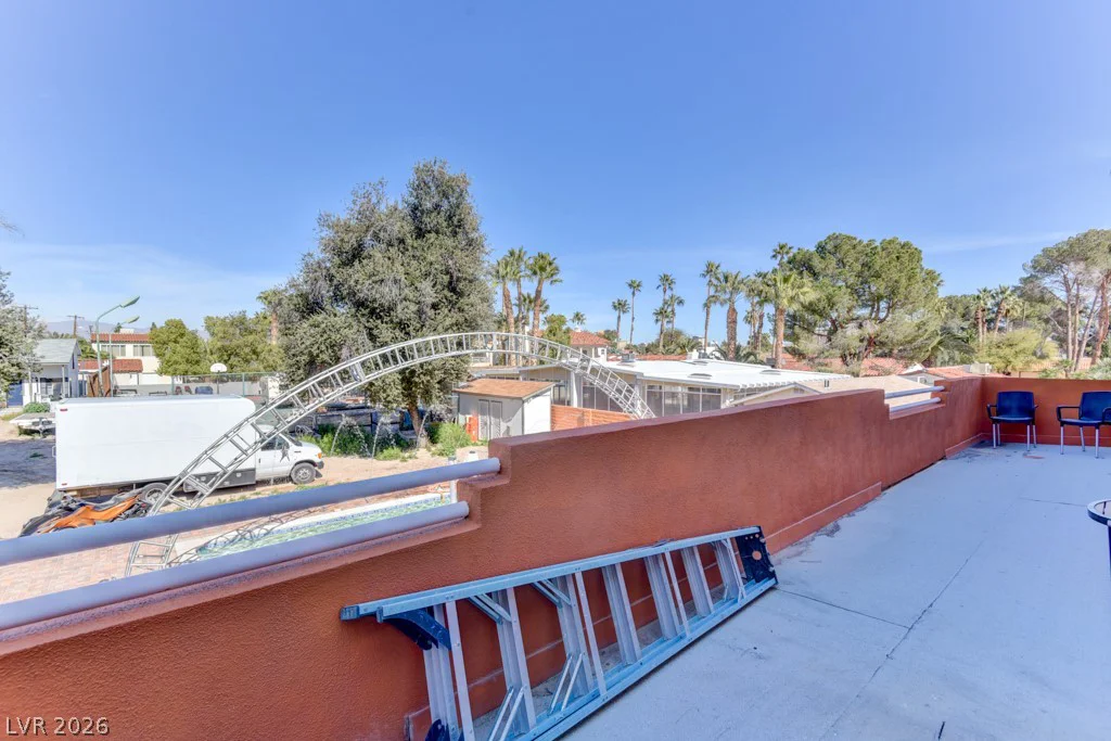 1818 Waldman, Las Vegas, NV 89102