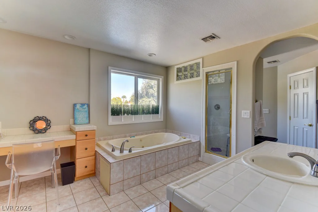 1818 Waldman, Las Vegas, NV 89102