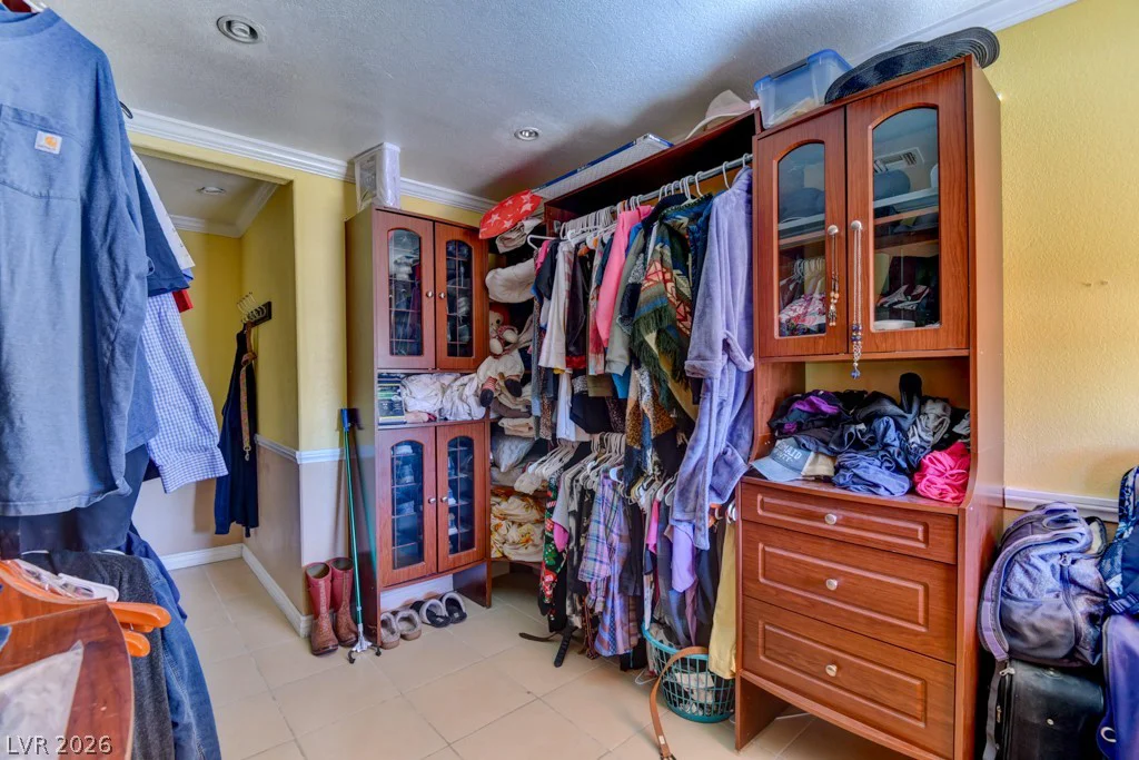 1818 Waldman, Las Vegas, NV 89102