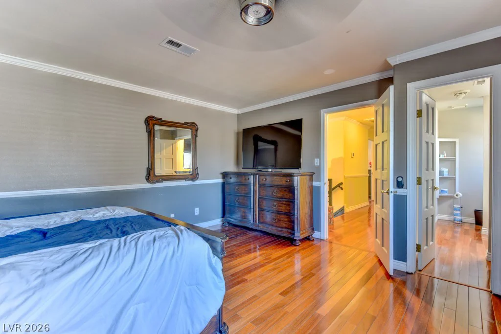 1818 Waldman, Las Vegas, NV 89102