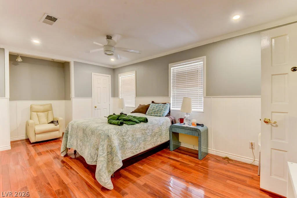 1818 Waldman, Las Vegas, NV 89102