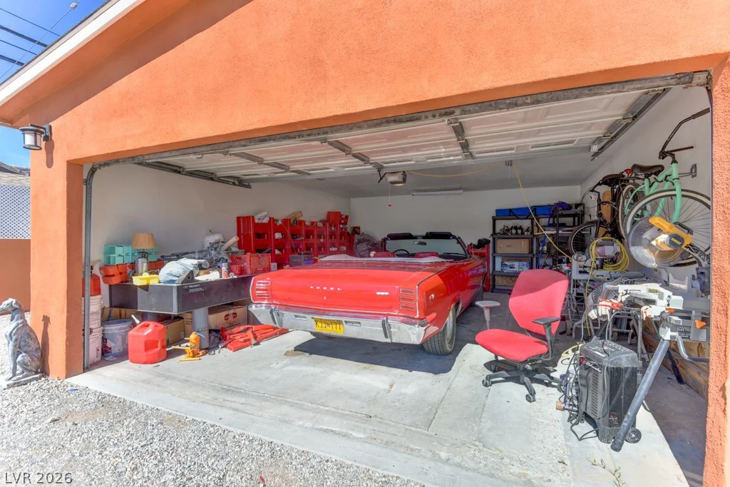 1818 Waldman, Las Vegas, NV 89102