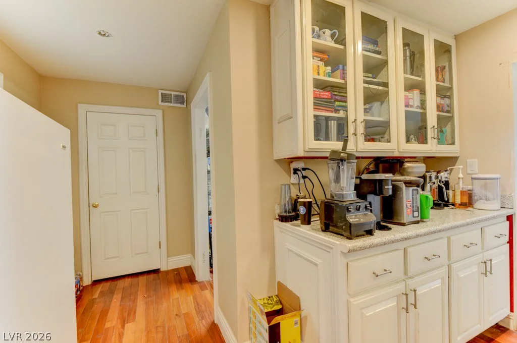 1818 Waldman, Las Vegas, NV 89102