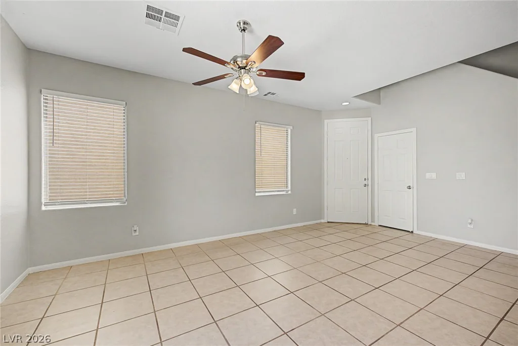 8284 Harvest Spring, Las Vegas, NV 89143
