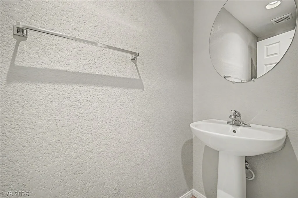 8284 Harvest Spring, Las Vegas, NV 89143