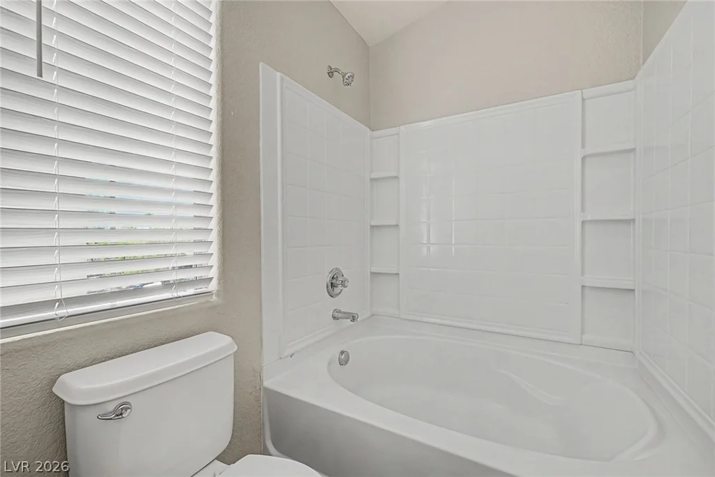 8284 Harvest Spring, Las Vegas, NV 89143