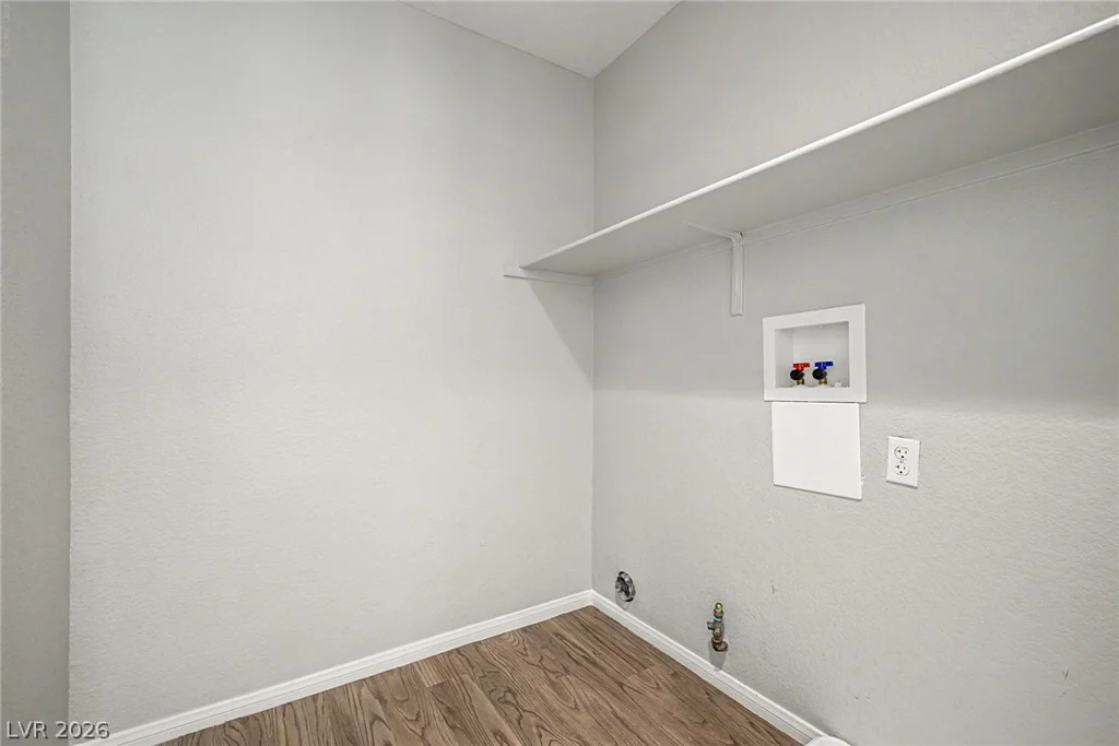 8284 Harvest Spring, Las Vegas, NV 89143