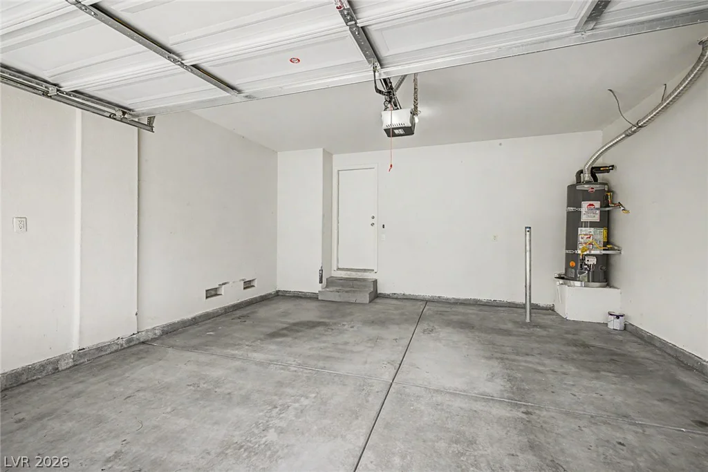 8284 Harvest Spring, Las Vegas, NV 89143