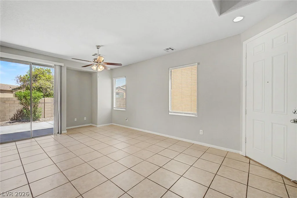 8284 Harvest Spring, Las Vegas, NV 89143