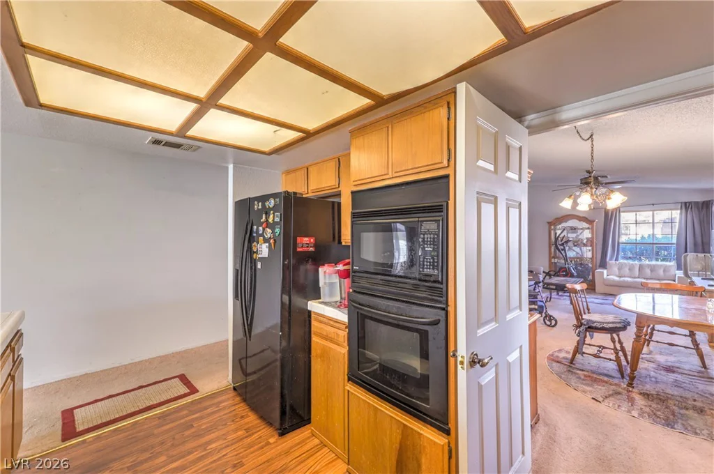 5272 Dickens, Las Vegas, NV 89119