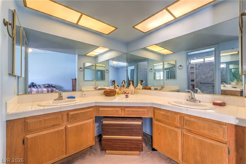 5272 Dickens, Las Vegas, NV 89119