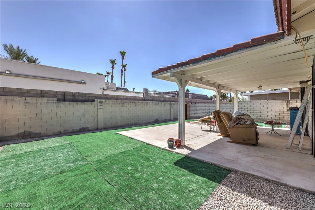 5272 Dickens, Las Vegas, NV 89119