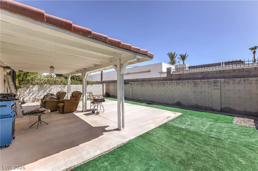 5272 Dickens, Las Vegas, NV 89119