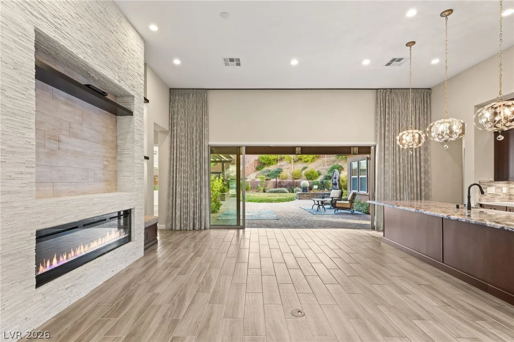 10179 Emerald Sunset, Las Vegas, NV 89148
