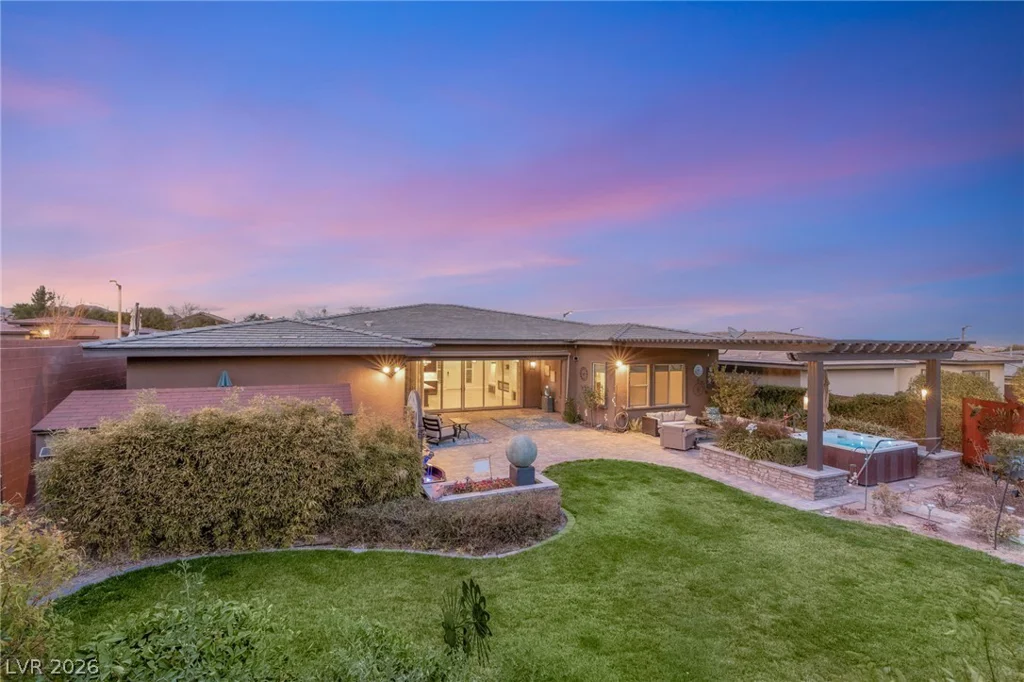 10179 Emerald Sunset, Las Vegas, NV 89148