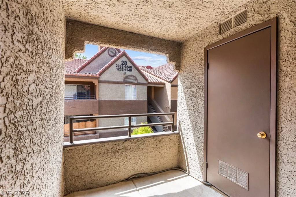 2200 Fort Apache, Las Vegas, NV 89117