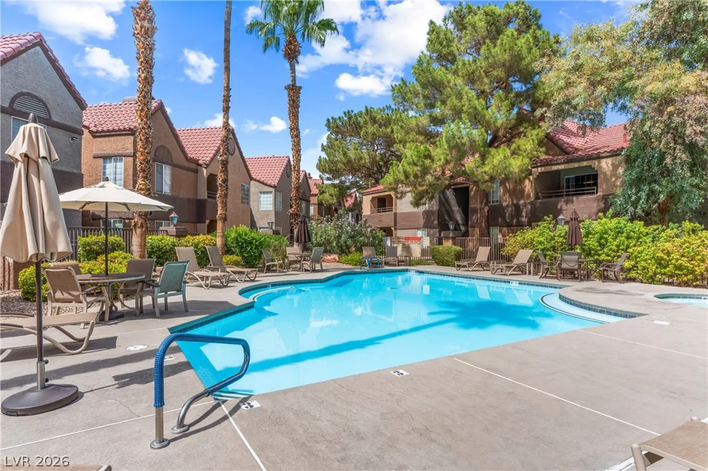 2200 Fort Apache, Las Vegas, NV 89117