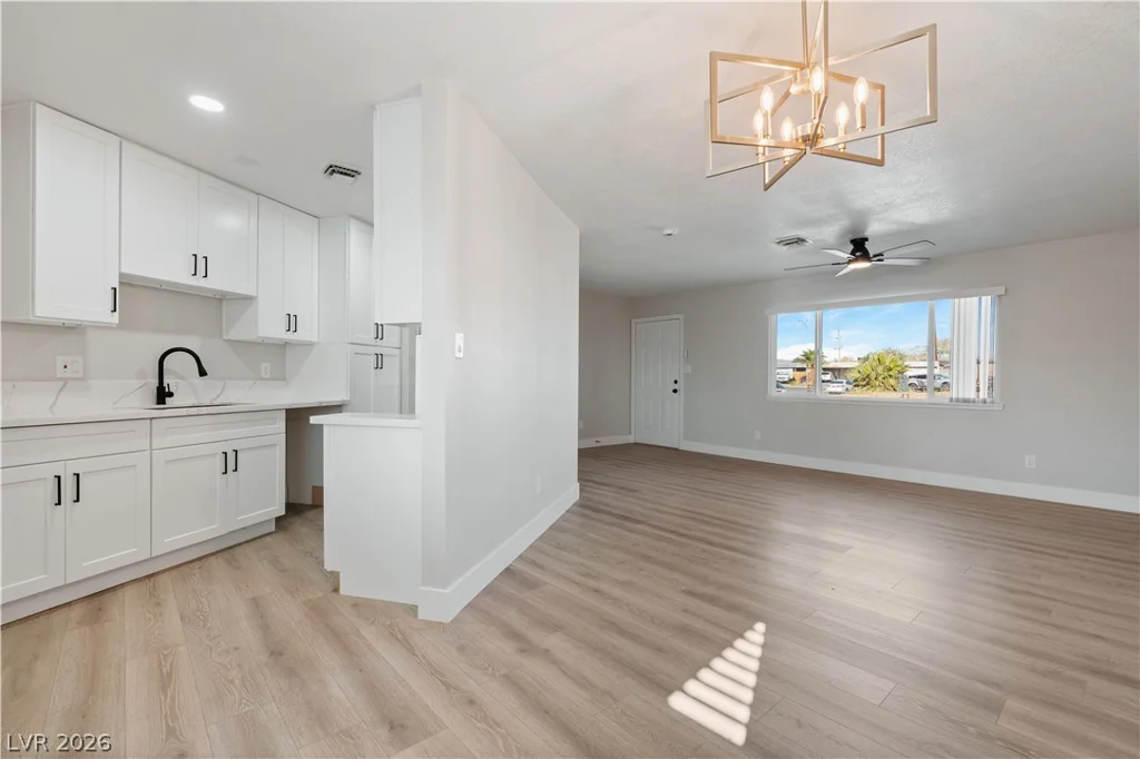 2720 Bruce, North Las Vegas, NV 89030