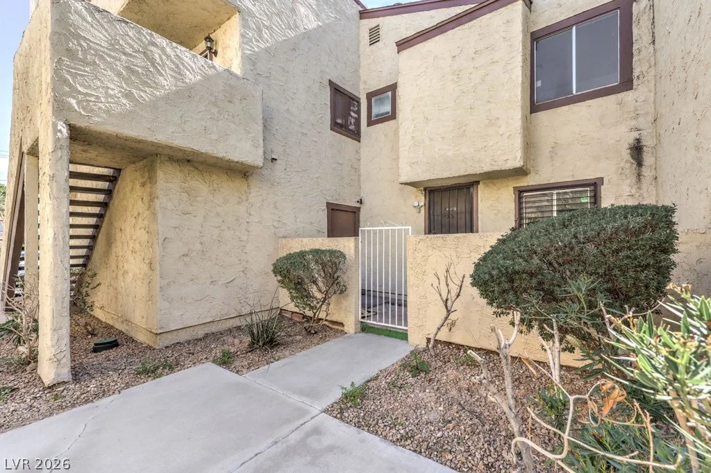 5047 Spencer, Las Vegas, NV 89119