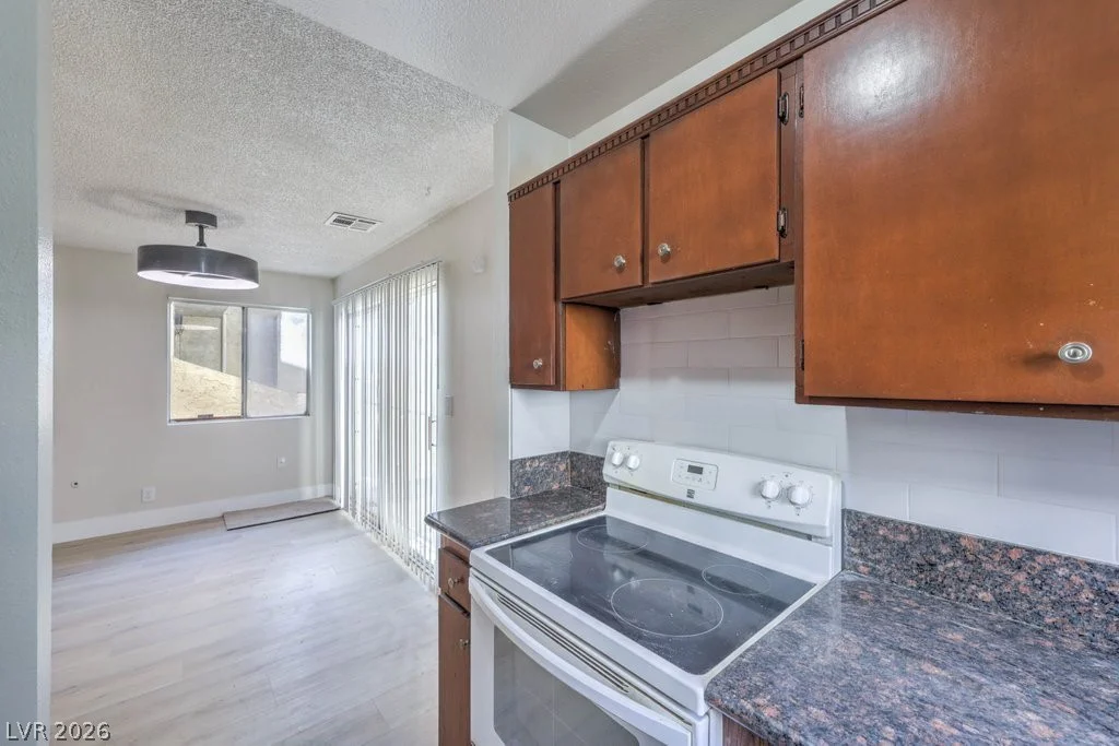 5047 Spencer, Las Vegas, NV 89119