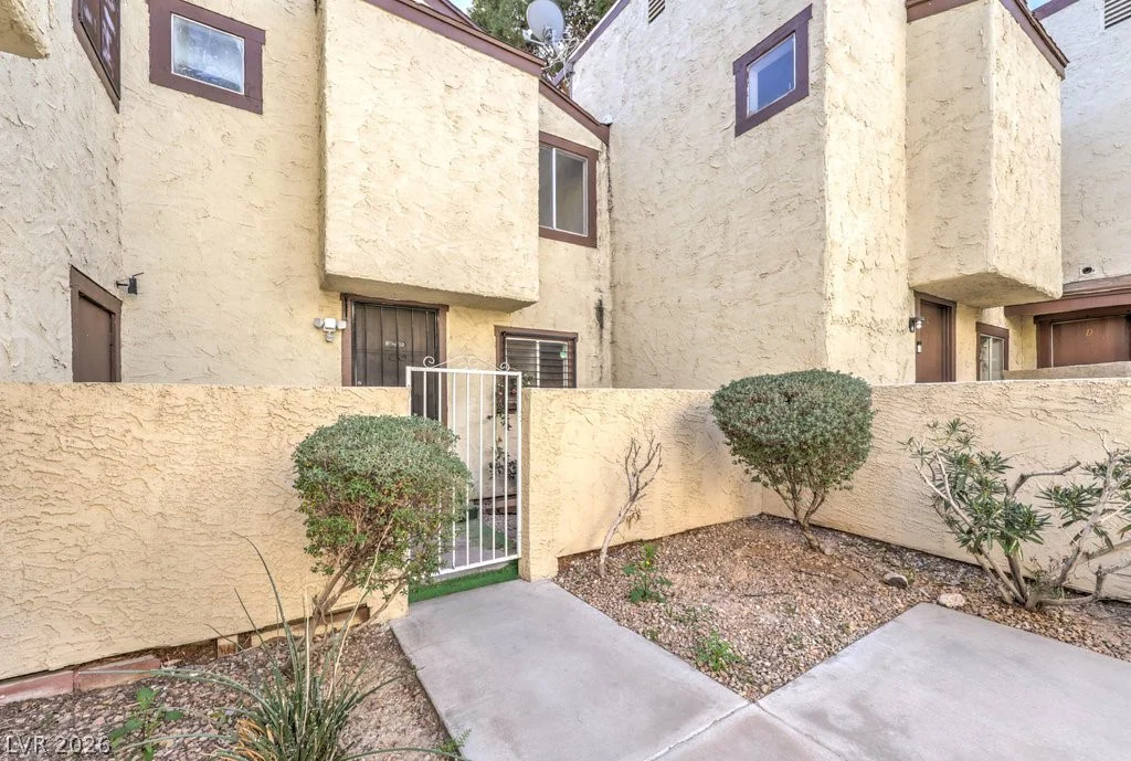 5047 Spencer, Las Vegas, NV 89119