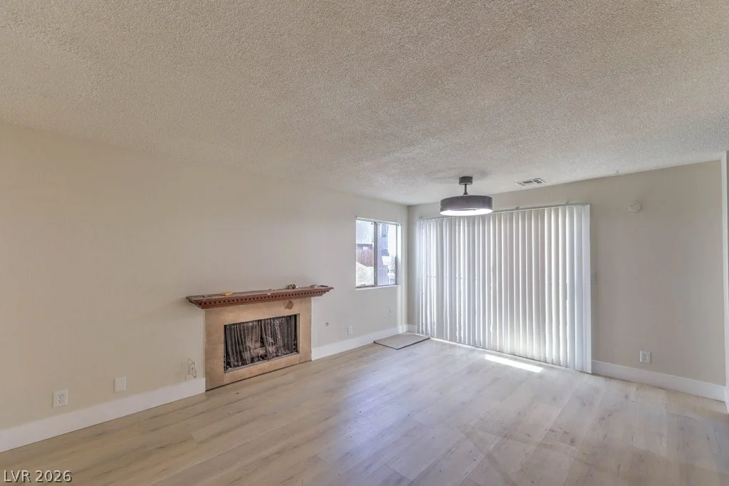 5047 Spencer, Las Vegas, NV 89119