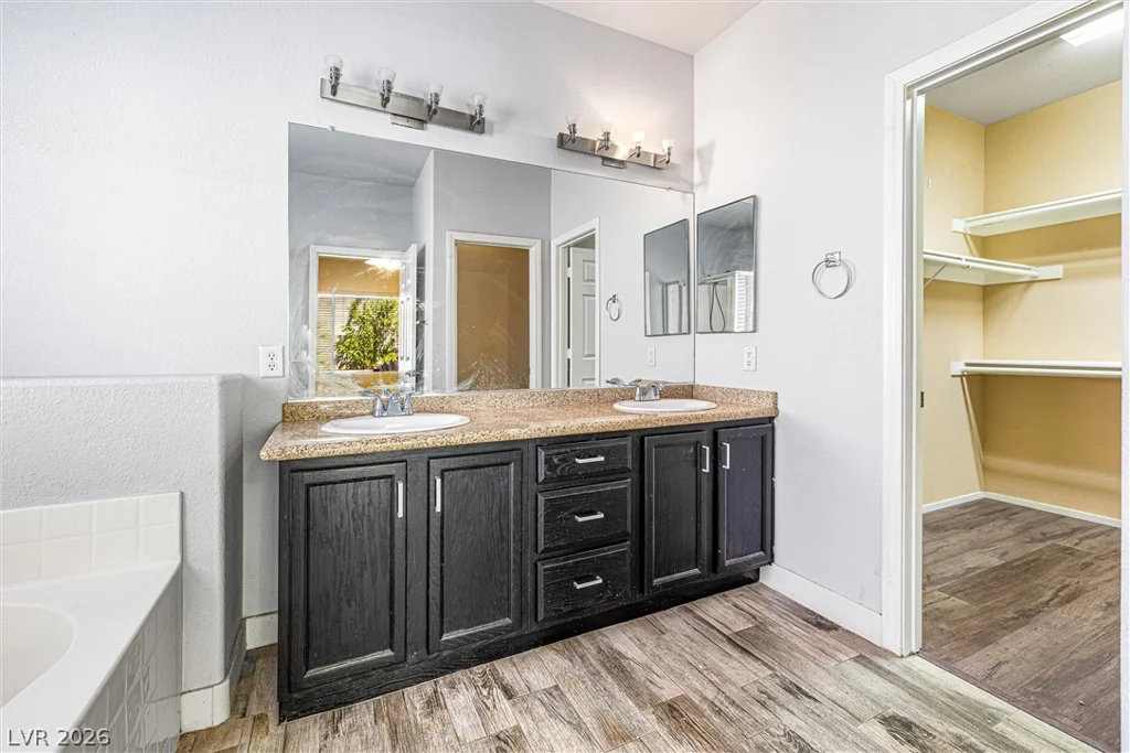 3257 Rushing Waters, Las Vegas, NV 89135
