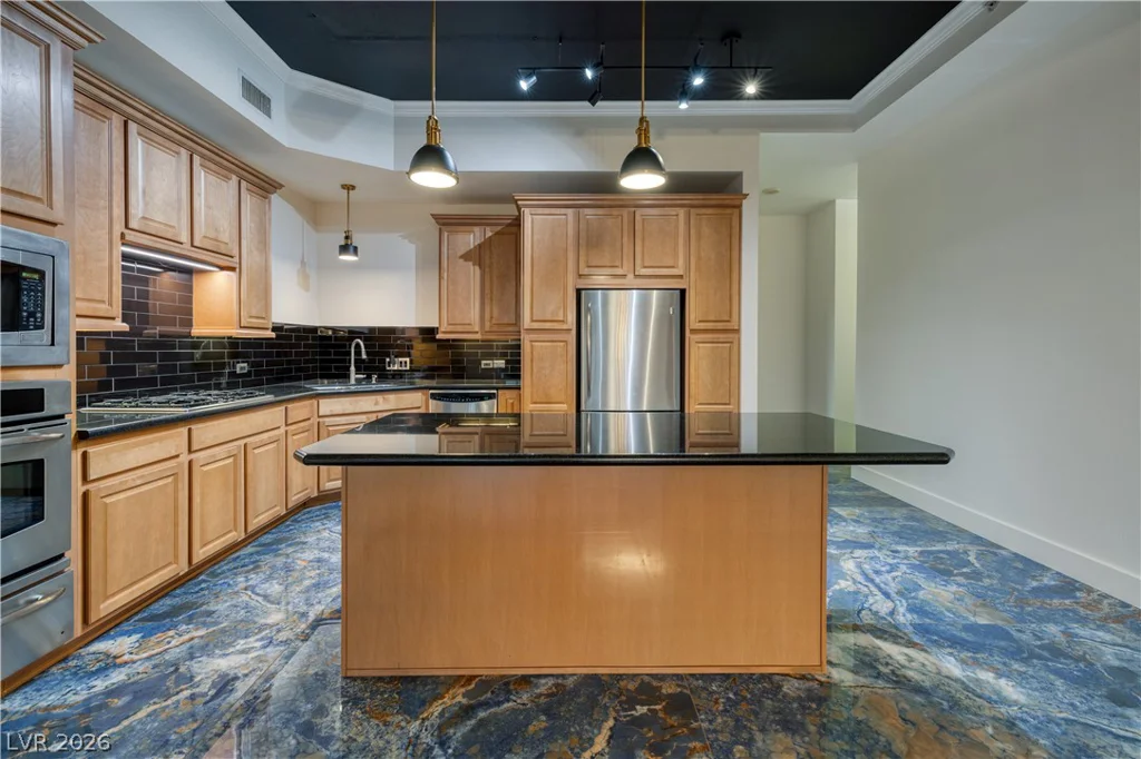 360 Desert Inn, Las Vegas, NV 89109