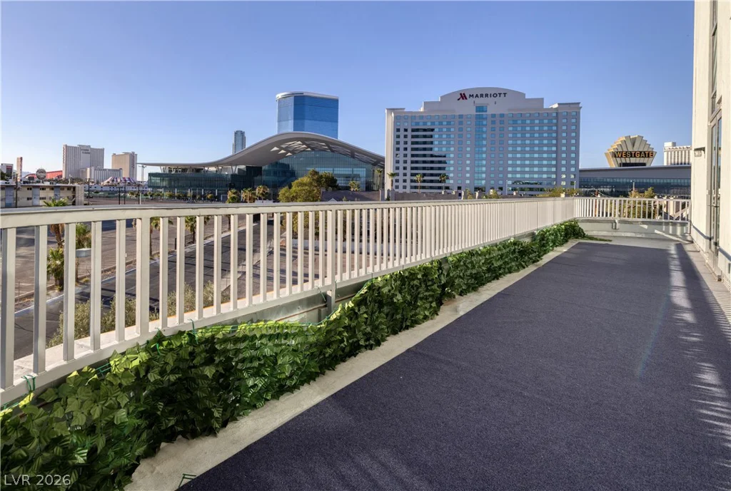 360 Desert Inn, Las Vegas, NV 89109