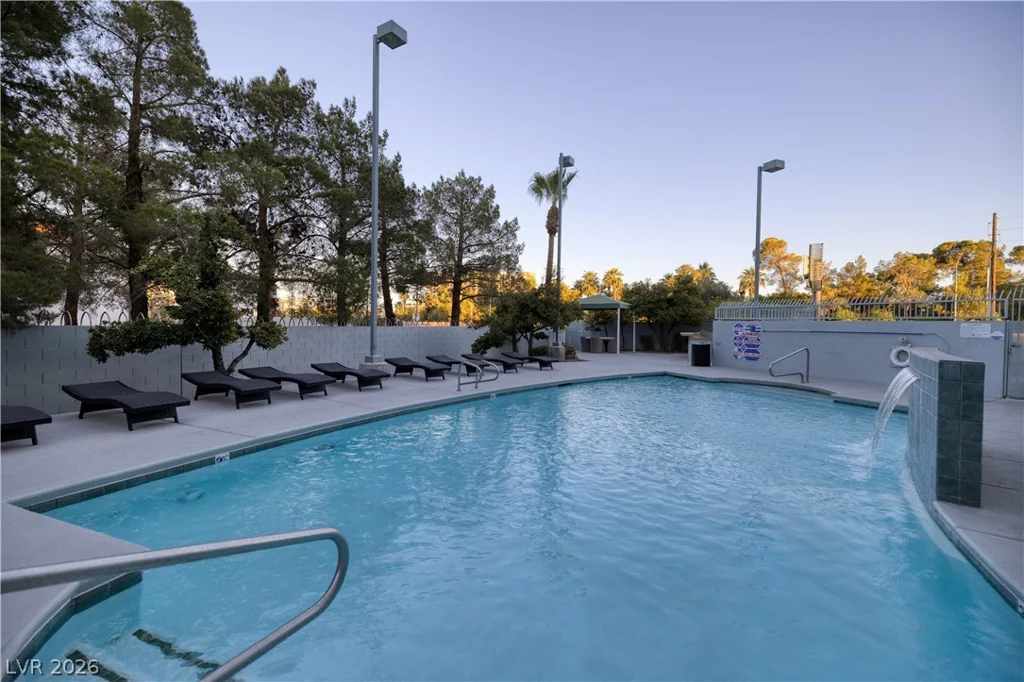 360 Desert Inn, Las Vegas, NV 89109