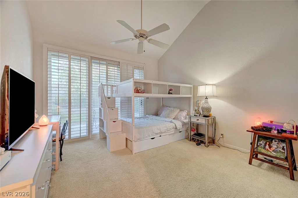 7995 Rio Rico, Las Vegas, NV 89113