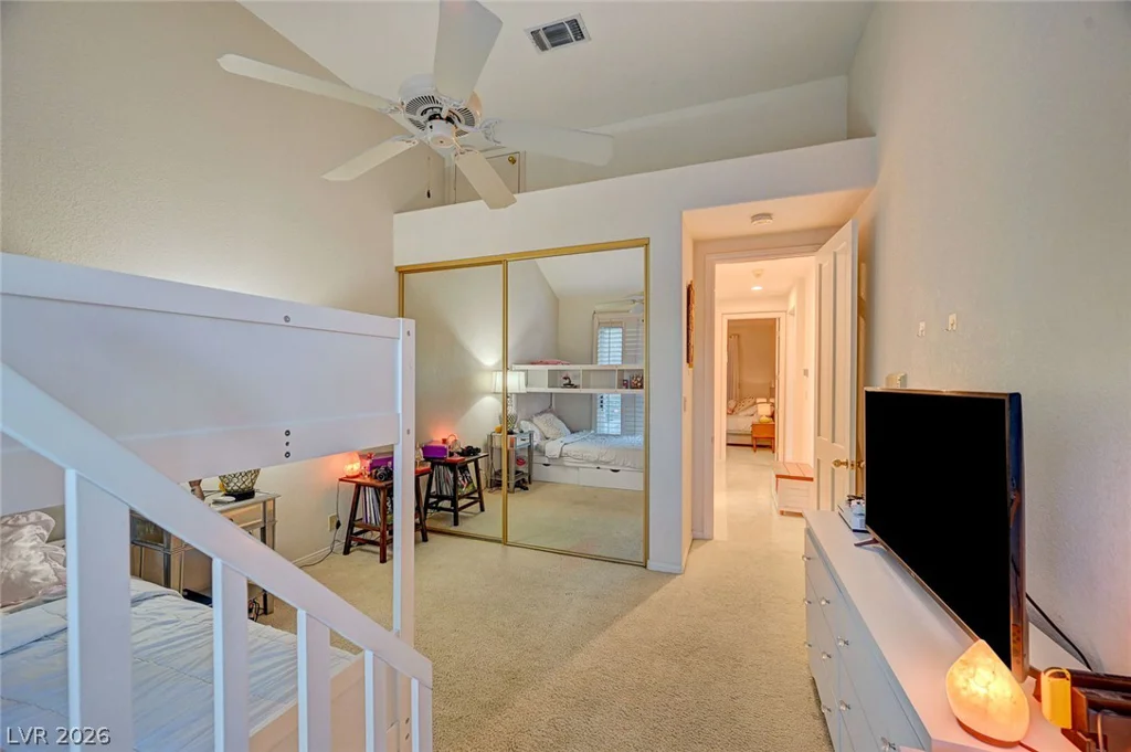 7995 Rio Rico, Las Vegas, NV 89113
