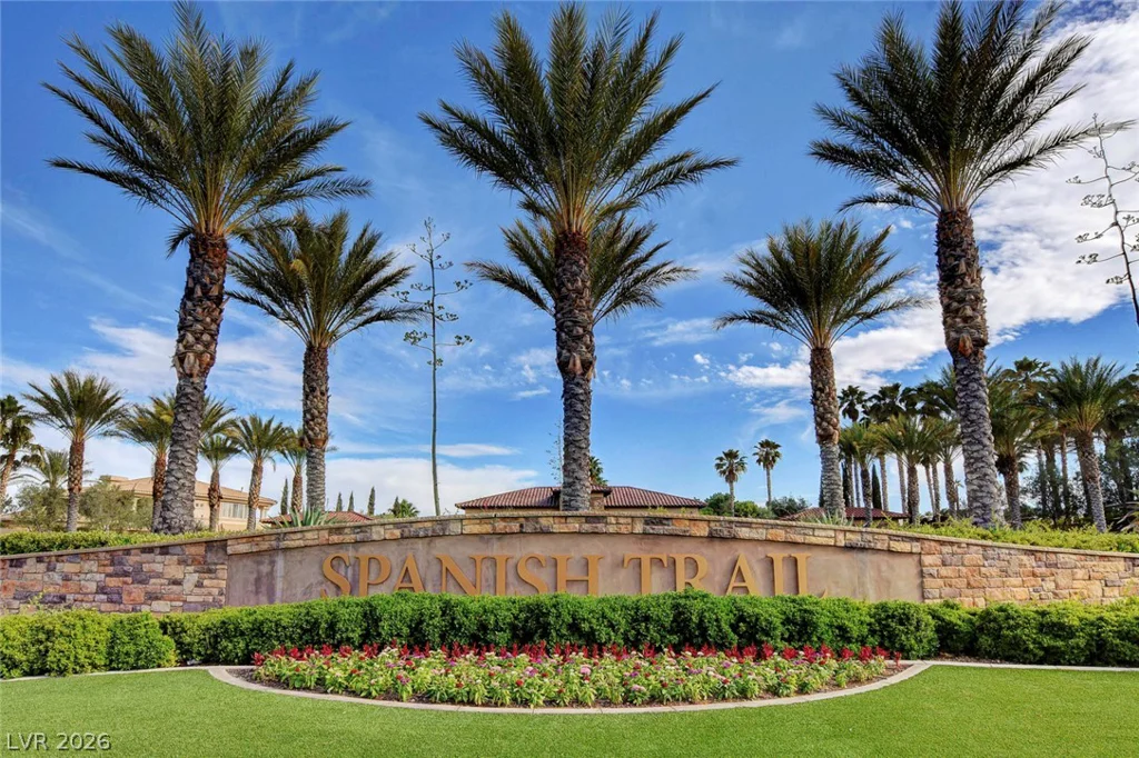 7995 Rio Rico, Las Vegas, NV 89113